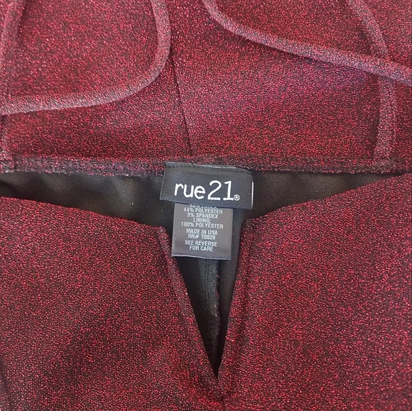 Rue 21, beautiful burgundy, size medium party dress - Picture 4 of 7